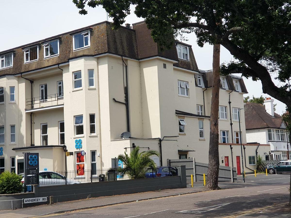 Close To Beach And Town Square Bournemouth Dış mekan fotoğraf